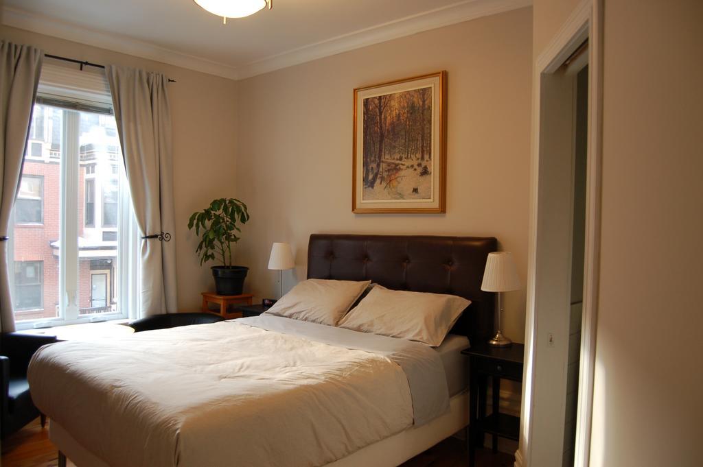 Le Simone Bed & Breakfast มอนทรีอัล ภายนอก รูปภาพ